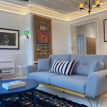 I Than My Luggage Townhouse 別荘 スコペロス