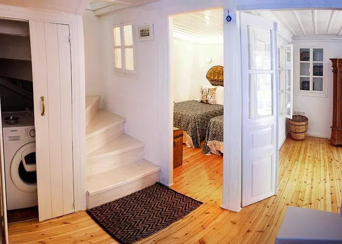 Case de vacanță I Than My Luggage Townhouse