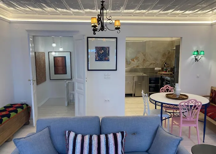 I Than My Luggage Townhouse * Skopelos