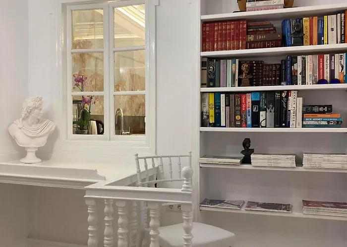 I Than My Luggage Townhouse Case de vacanță