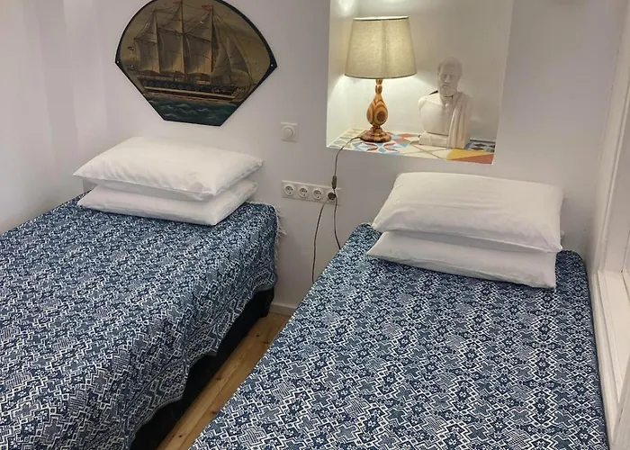 Case de vacanță I Than My Luggage Townhouse