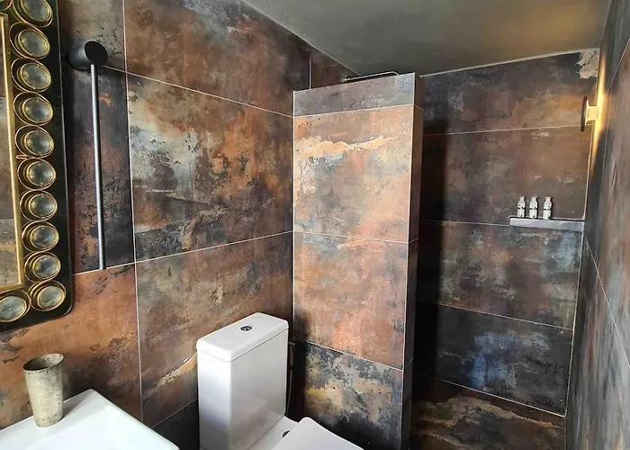 I Than My Luggage Townhouse Case de vacanță Skopelos