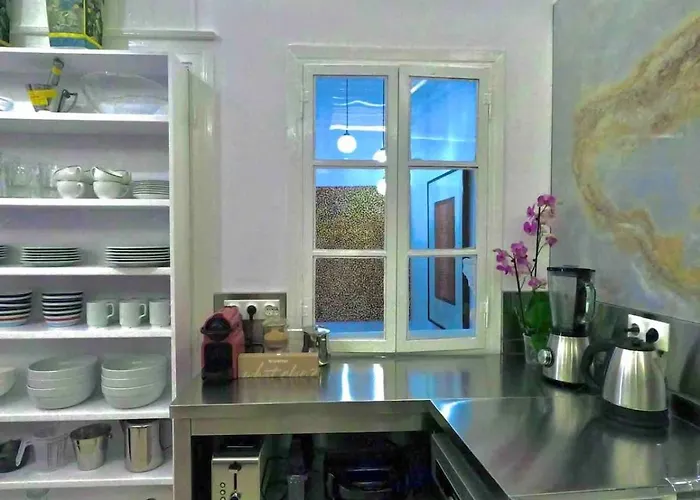 I Than My Luggage Townhouse * Skopelos